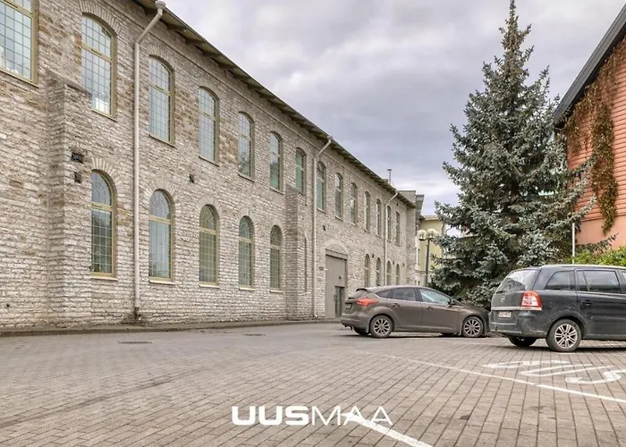 Loft Near Old Town Apartamento *