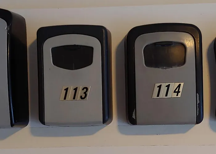 Loft Near Old Town Apartamento *